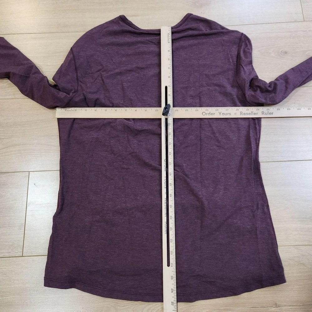 Lululemon Fundamental Long-Sleeve Shirt Womens 12 Purple Lightweight Athletic